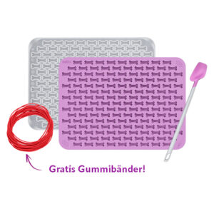 Backmatte Knochen in der Farbe transparent und lila mit Restelöffel Tenya in der Farbe lila-grau und roten Gummiringen.