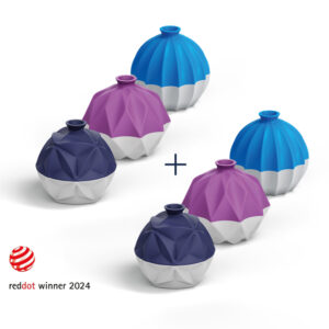Red Dot Award 2024 prämiertes Eiswürfelformen-Set mit sechs geometrisch designten Silikon-Eiswürfelformen in Blau-Grau, Royal-Grau und Lila-Grau – modernes Design trifft auf innovative Funktionalität.
